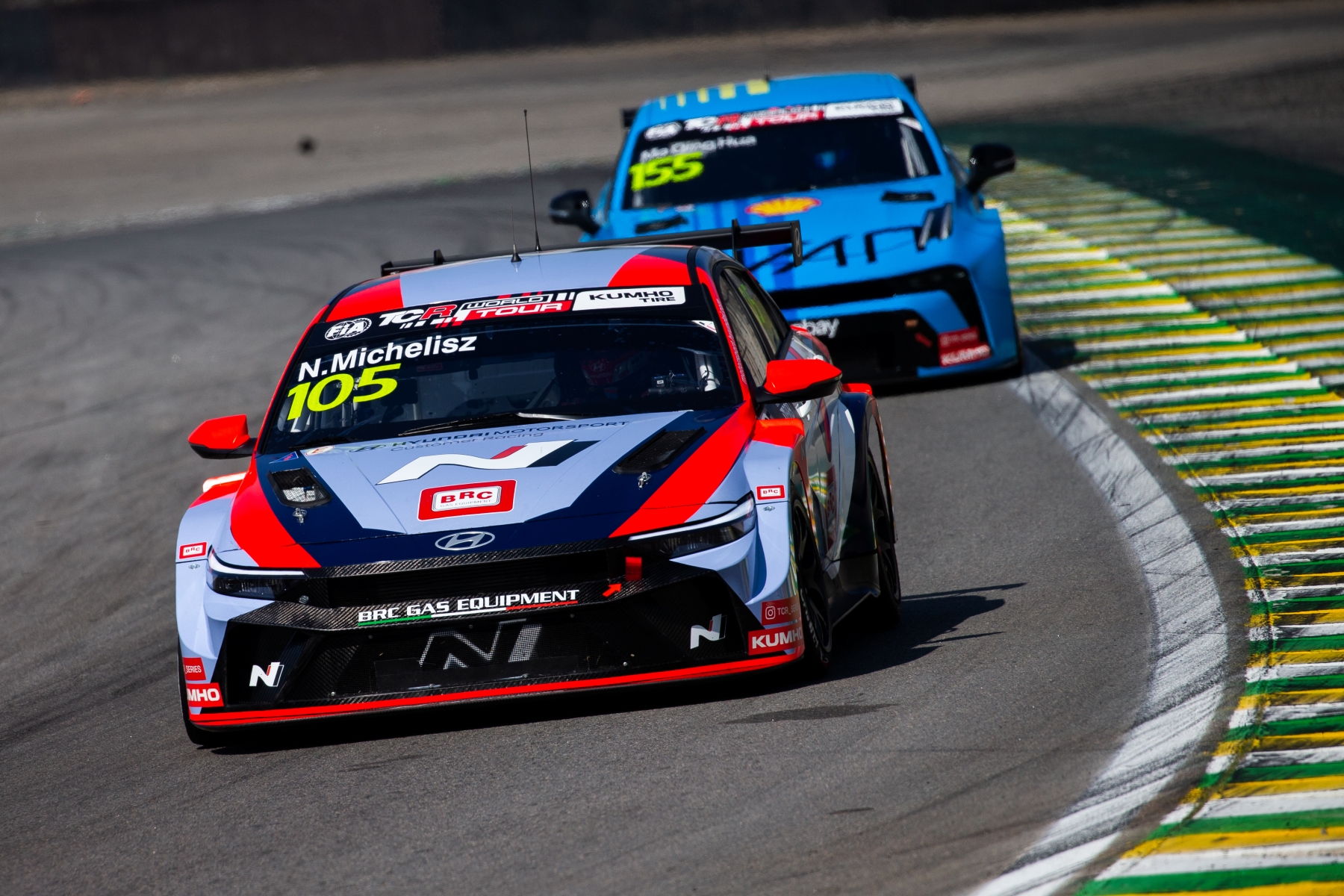 Újabb legendás pályán győzött Michelisz