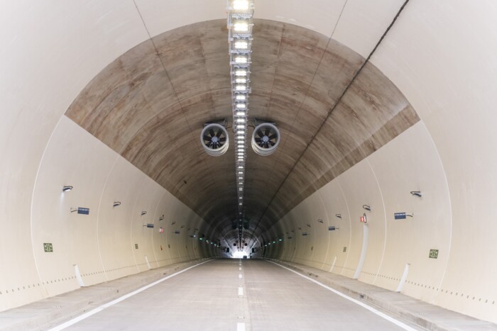 Oops, a new tunnel was delivered in Hungary 2