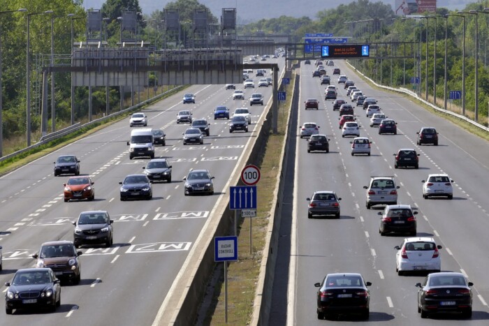 Újabb szabálytalanság miatt büntethetik az autósokat