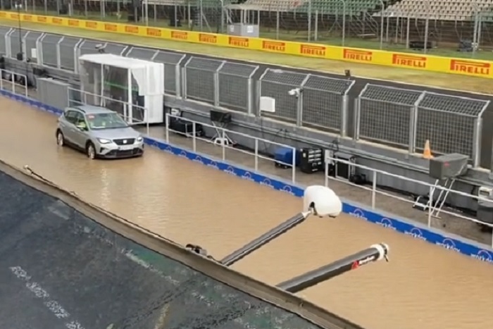 F1: Sárfolyammá változott a mogyoródi bokszutca