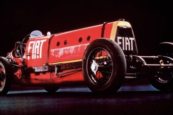 Így szól egy közel száz éves ördögi olasz gépszörny