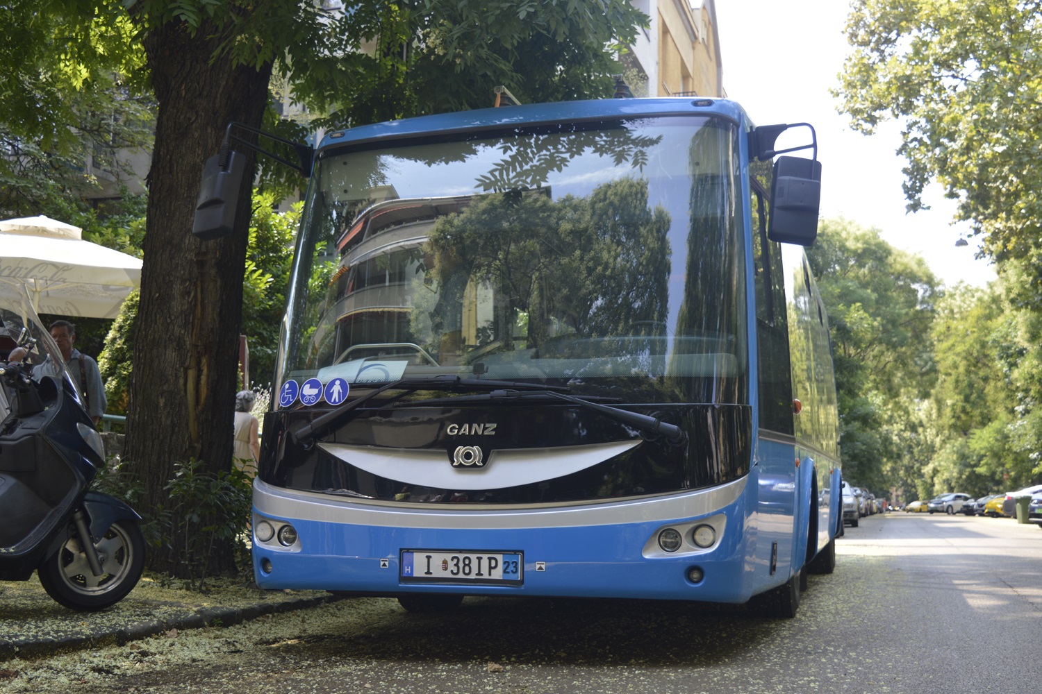 Megérkezett a legújabb magyar villanybusz
