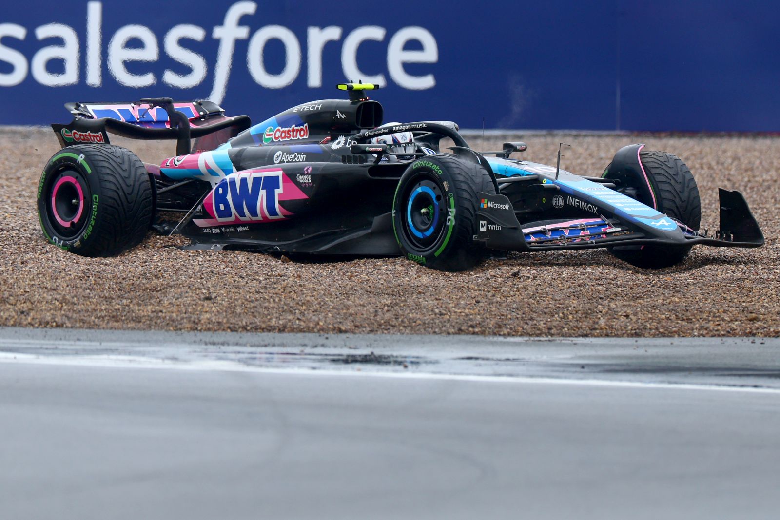 F1: Megszakították az esős szabadedzést
