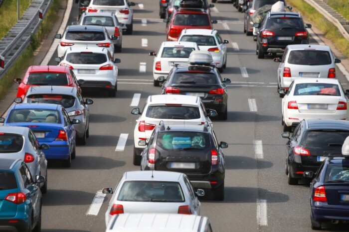 Elözönlötték a turisták a horvát autópályákat