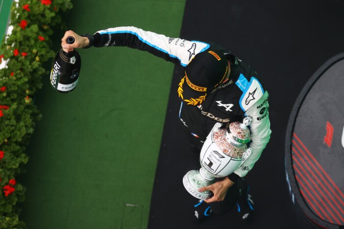 F1: Újabb pilóta húz Herendit a fejére