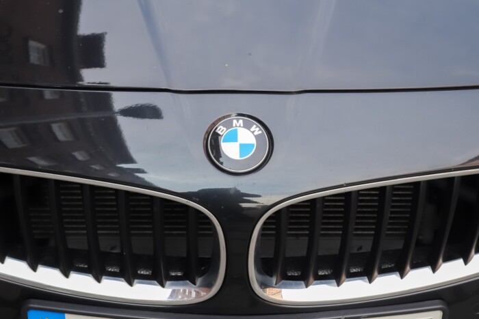 Nem akarja a BMW, hogy eladják az autóit