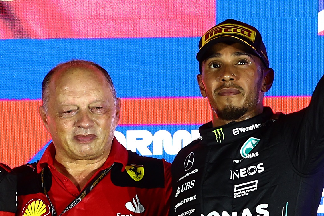 F1: Kiderült, meddig marad Hamilton a Ferrarinál