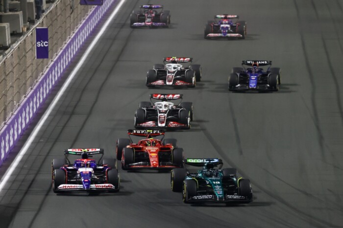 Új formátum jöhet az F1-be, a pilótákat is lecserélhetik