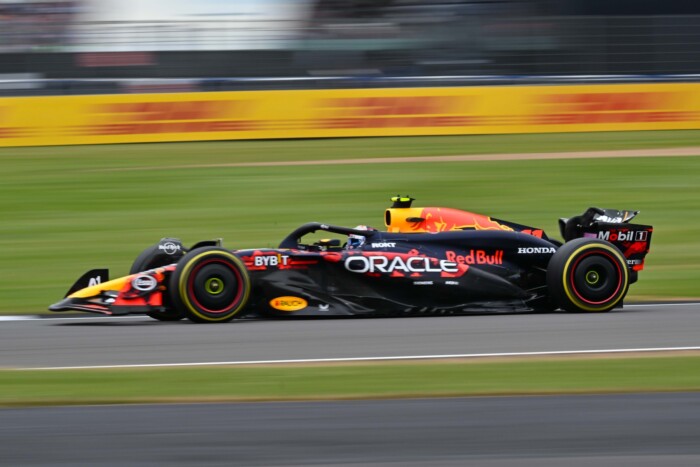 F1: Feltámadást remélt Péreztől a Red Bull