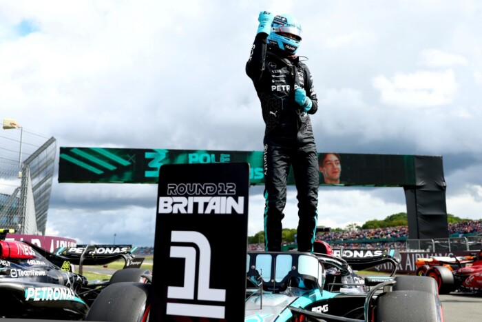 F1: Sokkolta a Mercedest az időmérős bravúr