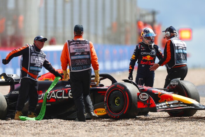 F1: Ultimátumot adott Péreznek a Red Bull