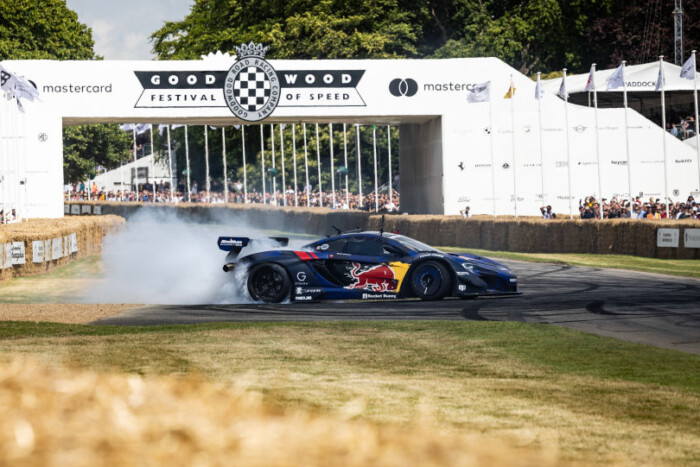 Egy Mazda motorja őrjöng ebben a McLarenben