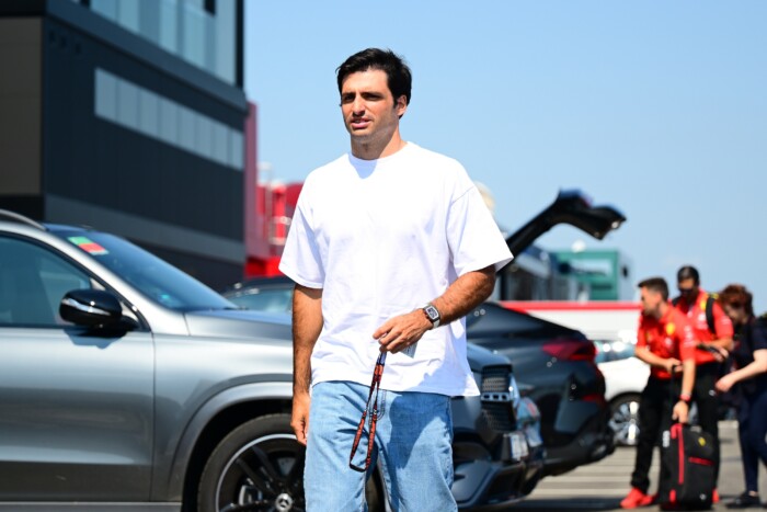 F1: Hivatalos, eldőlt, hova igazol Sainz