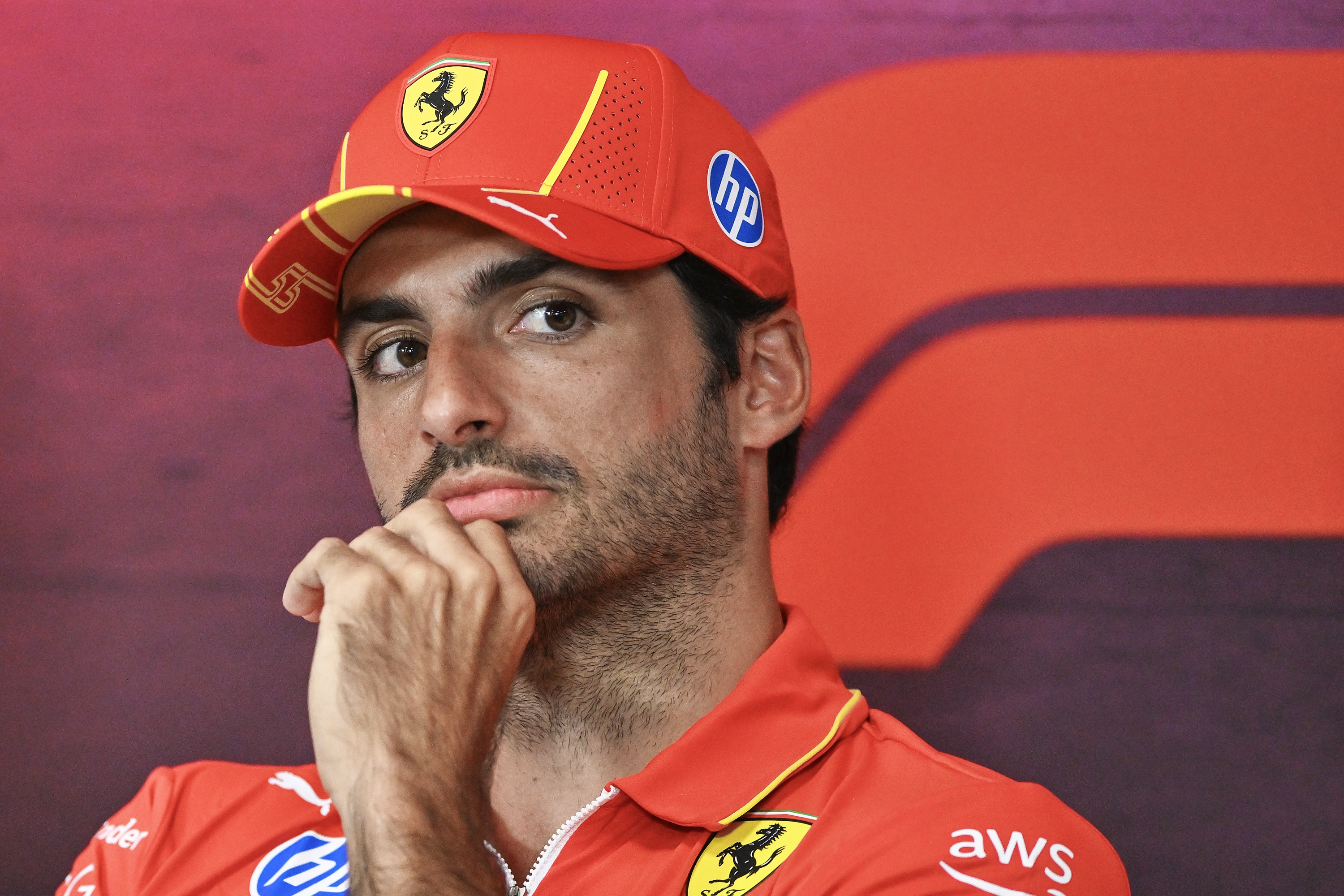 Az F1 legkülönösebb szerződését kaphatja Sainz
