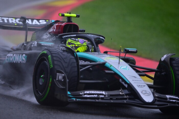 F1: Verstappen-hengertől tart Hamilton