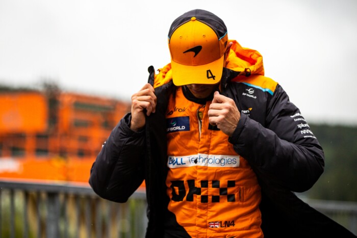 F1: Lépéshátrányból nyerne Belgiumban a McLaren 2 | Vezess F1: Lépéshátrányból nyerne Belgiumban a McLaren 2