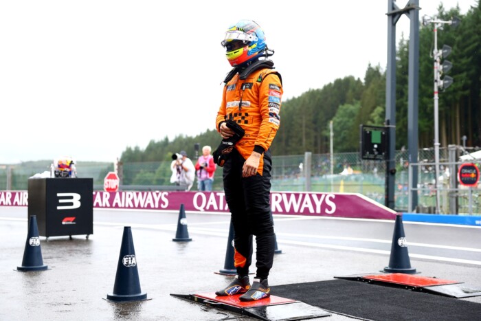 F1: Lépéshátrányból nyerne Belgiumban a McLaren 3 | Vezess F1: Lépéshátrányból nyerne Belgiumban a McLaren 3