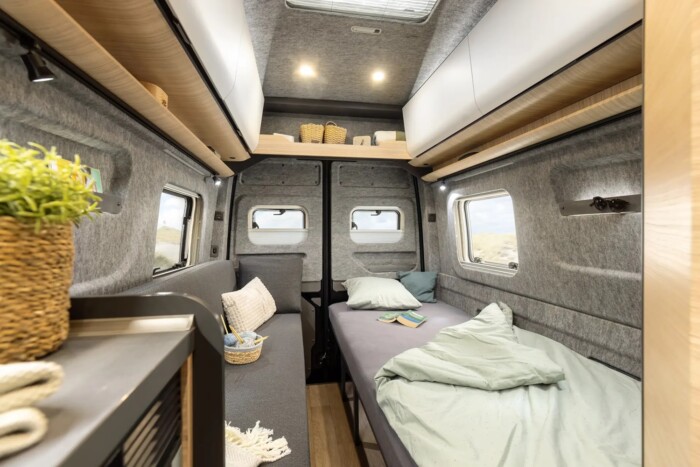 Kanapérajongóknak készítették ezt a furgont 1