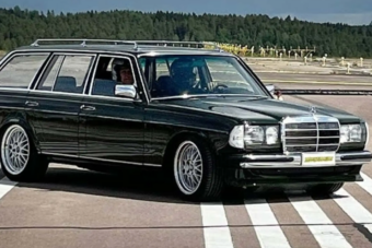 300-at tud a nagyfater vén Mercedes kombija