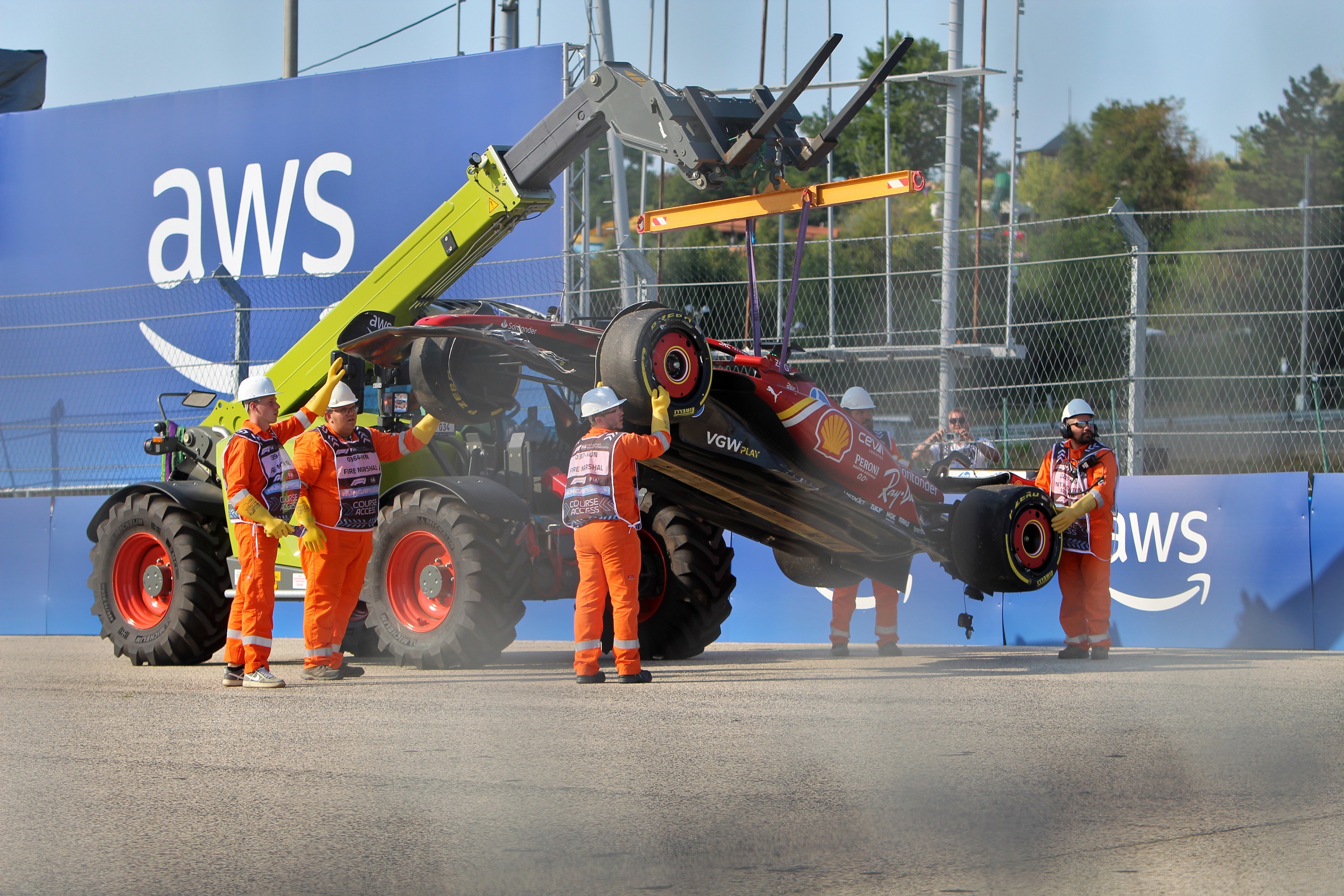 F1: Leclerc falnak vágta a Ferrarit a Hungaroringen 6