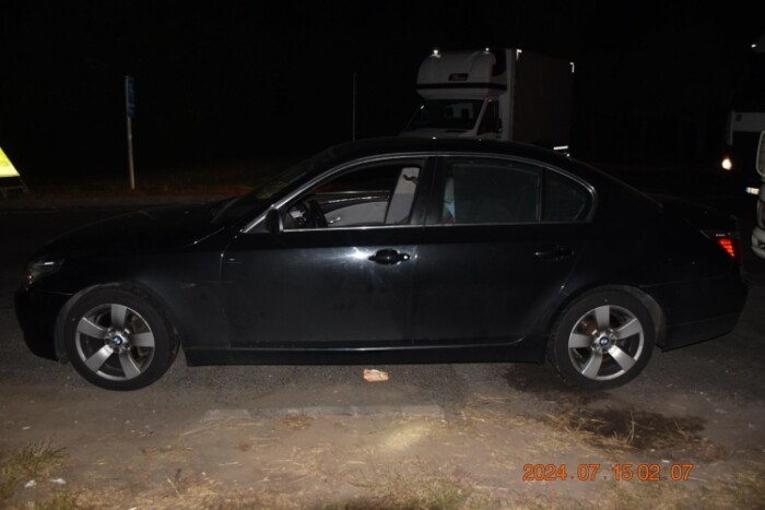 Eljátszották, hogy lerobbantak, 200 ezret loptak