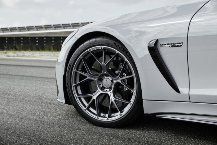 Nem magamutogató kezdőknek való ez az autó 7