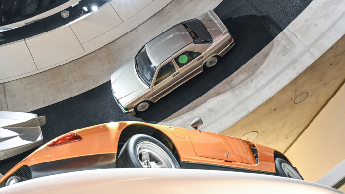 Ennyit ér a világ legdrágább autója 1