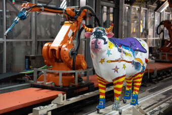 Jótékony ökörségben vesz részt az autógyártó