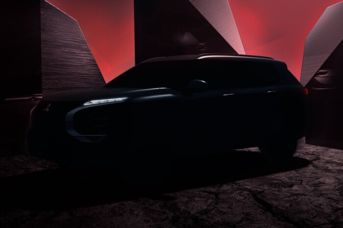 Visszatér egy nagy hibrid modell