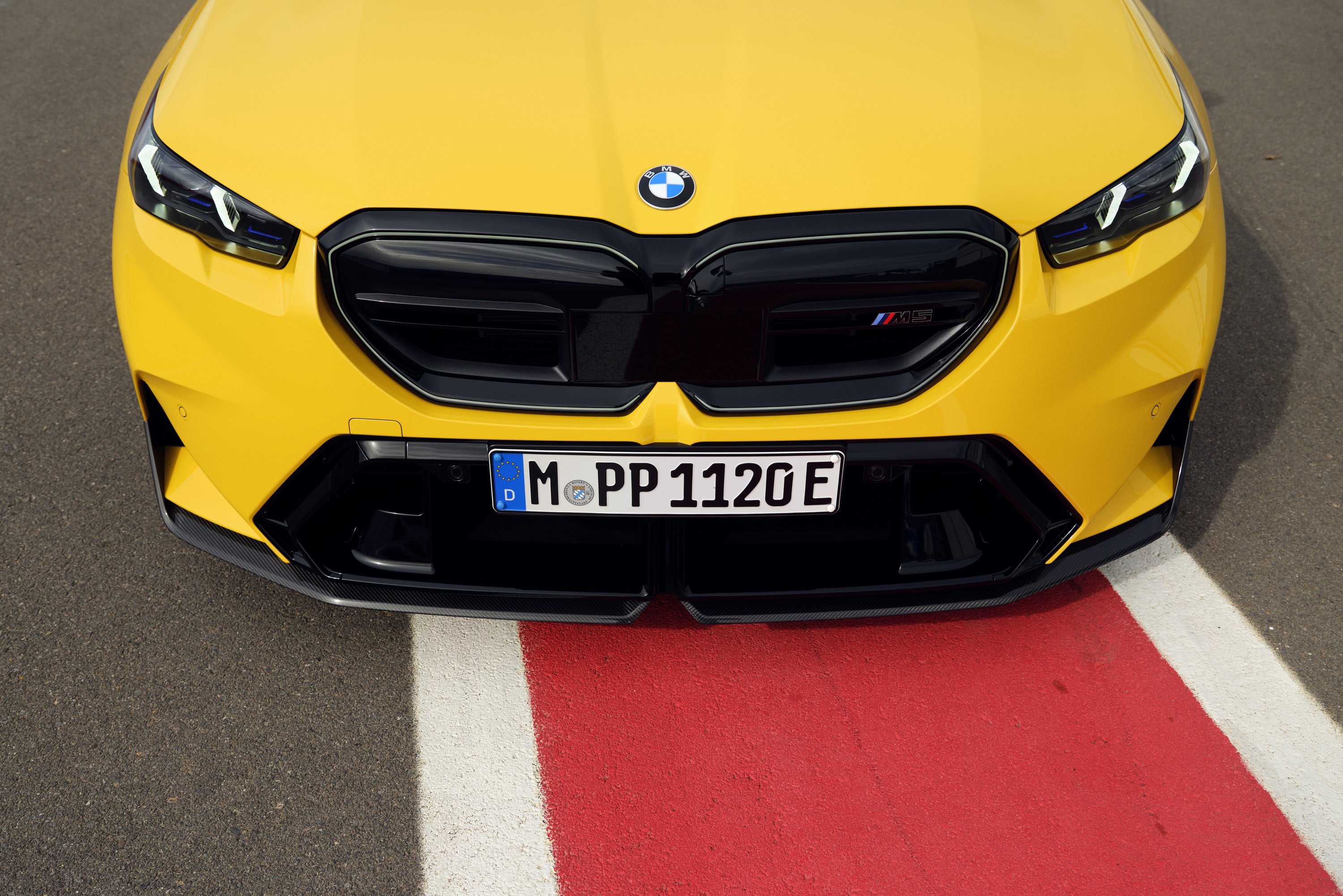 Így faraghatsz a BMW M5 túlsúlyából 14