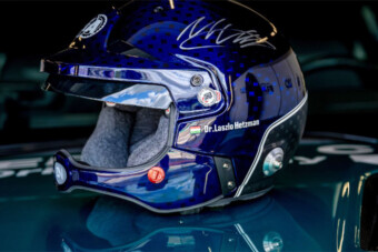 Különleges tárgyakat árverez el az F1 magyar főorvosa