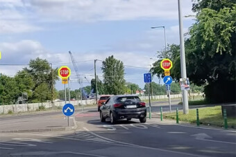 Halálra gázoltak egy biciklist, de semmi gond, senki nem áll meg a stoptáblánál