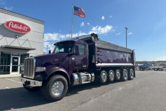 Egy sportkocsi árát is elkérhetik ezért a dömperért