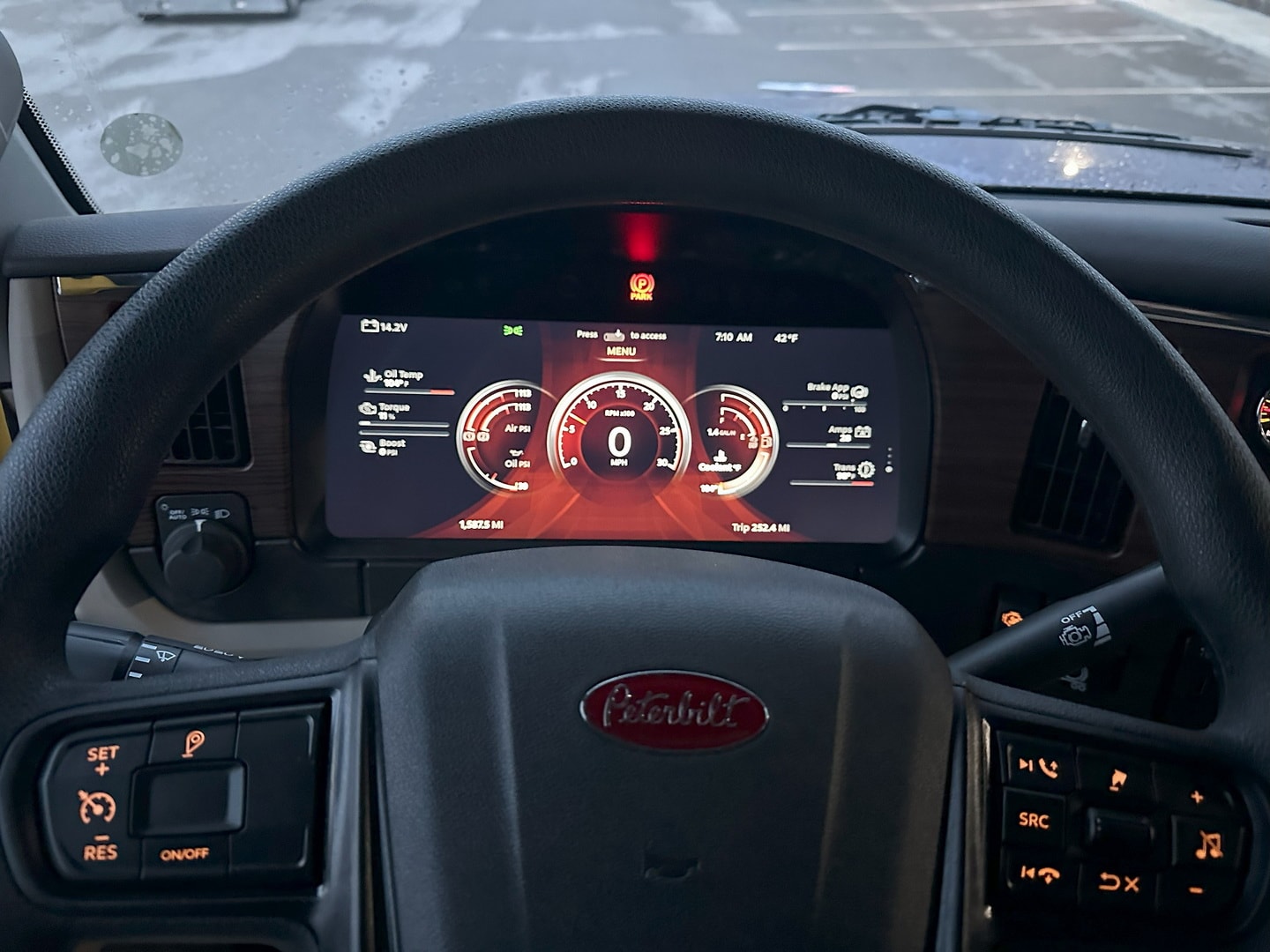 Egy sportkocsi árát is elkérhetik ezért a dömperért 2 | Vezess Egy sportkocsi árát is elkérhetik ezért a dömperért 2