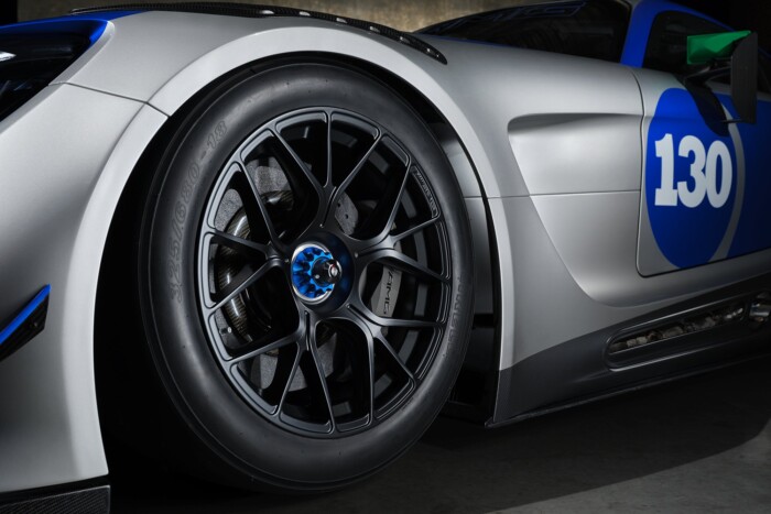 130 éves hagyományt ünnepel ez a Mercedes 12