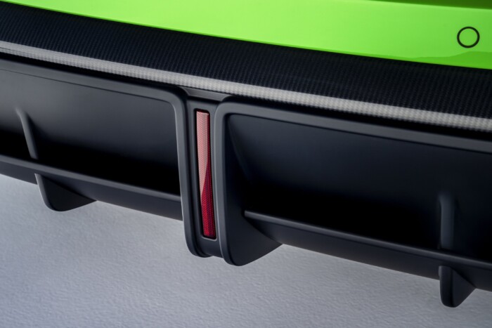 Összes pórusából versenyszagot áraszt ez az autó 7