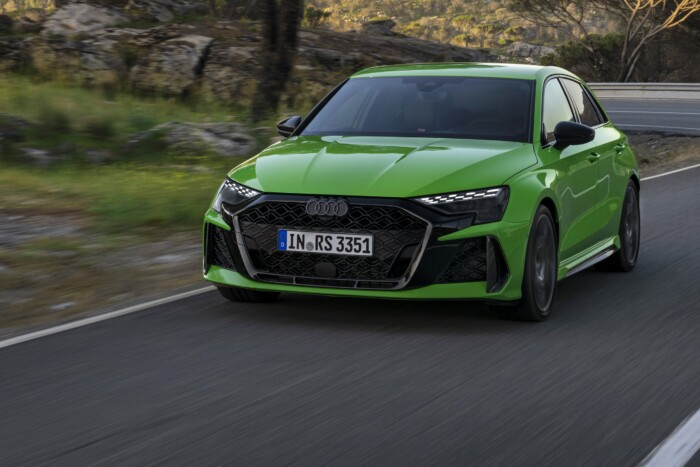 Összes pórusából versenyszagot áraszt ez az autó 10