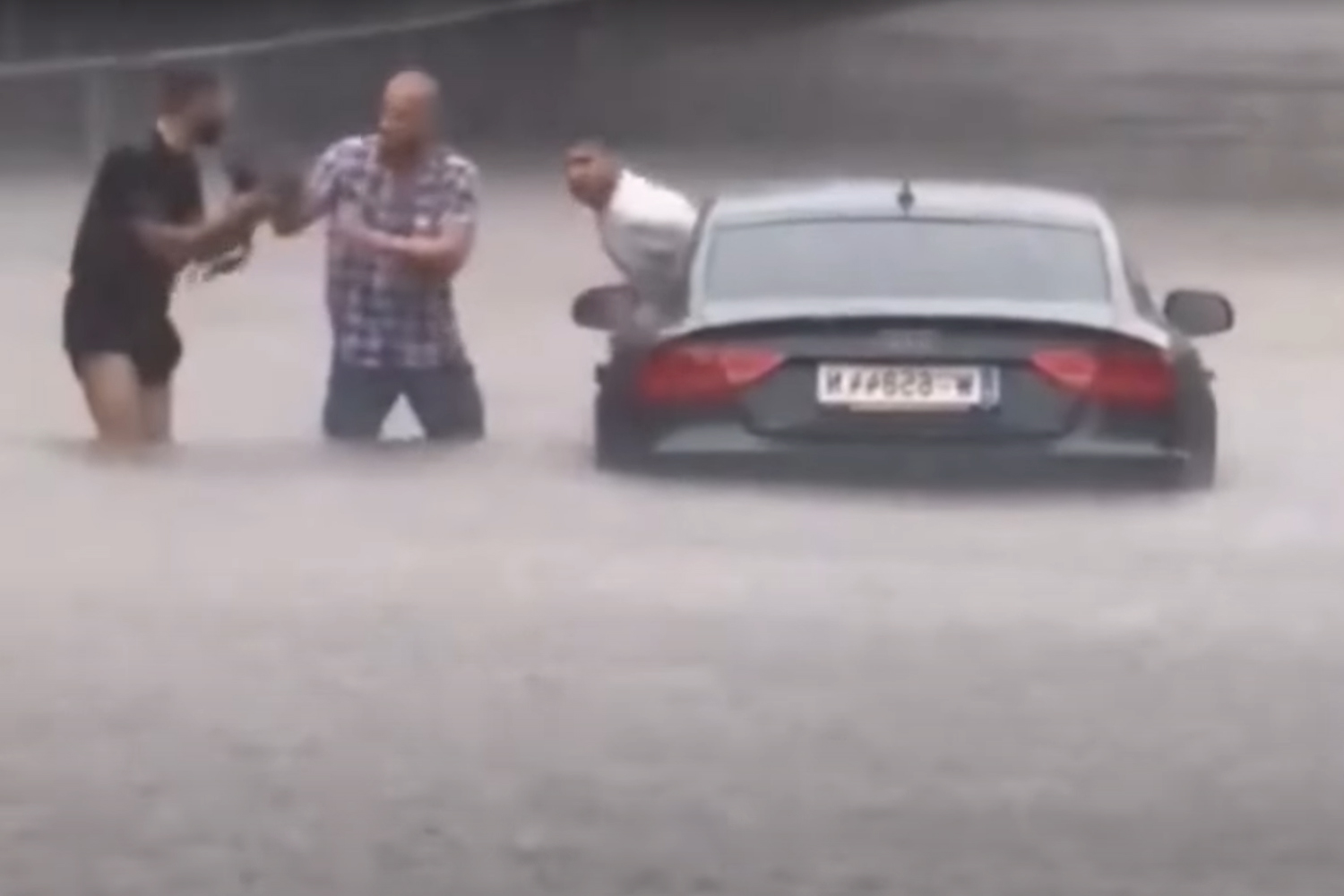 Extrém baleset történt Bécsben szombat délután