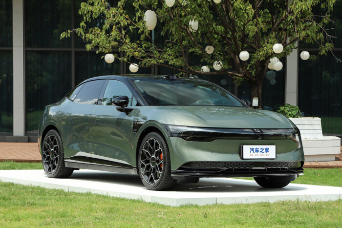 Ez lehet a világ leggyorsabban tölthető elektromos autója