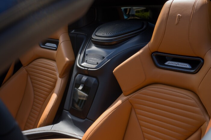 Szétvágtak egy villanyautót, az eredmény lenyűgöző 7