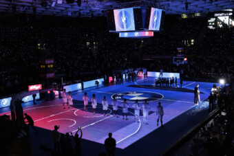 Kijelzőt csinált a padlóból a BMW