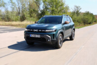 Meglepően más az új Dacia Duster. Itthon teszteltük 125