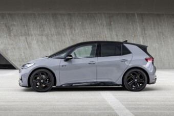 Tűzveszélyes a Volkswagen több tízezer villanyautója, ezeket hívják vissza