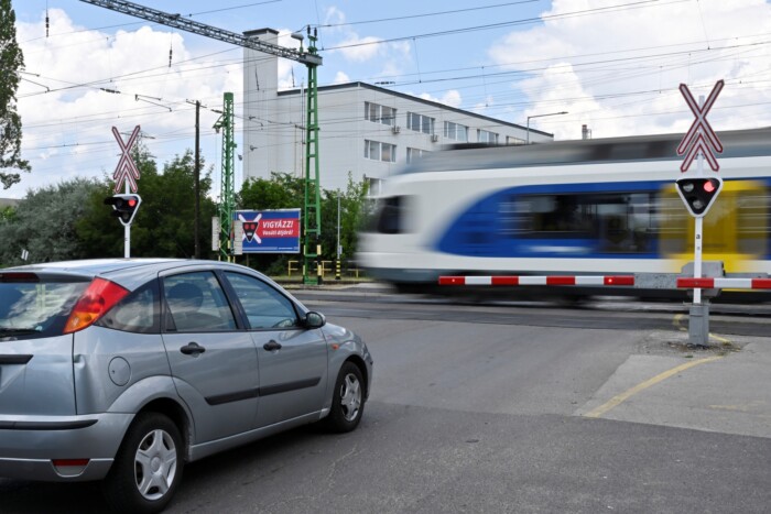 Romlott a helyzet a vasúti átjárókban, több a baleset