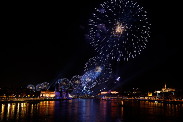 Így fullad káoszba augusztus 20-án Budapest