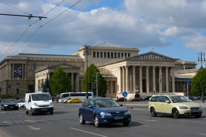 Színt vallottak a magyarok, így használják az autóikat
