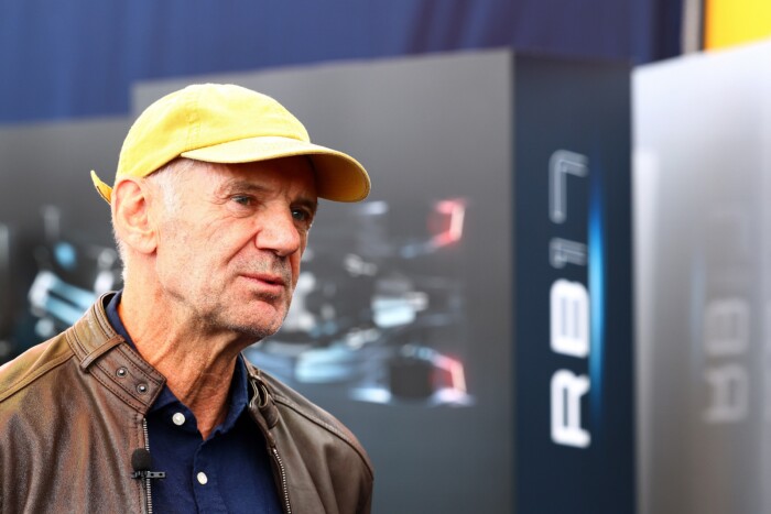F1: 12 csapat érdeklődik Adrian Newey iránt
