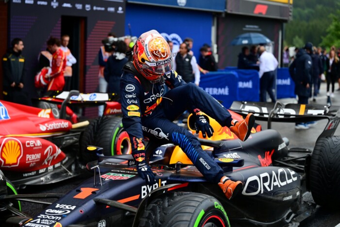 F1: Egy másik csapat tárgyal Verstappennel 2 | Vezess F1: Egy másik csapat tárgyal Verstappennel 2