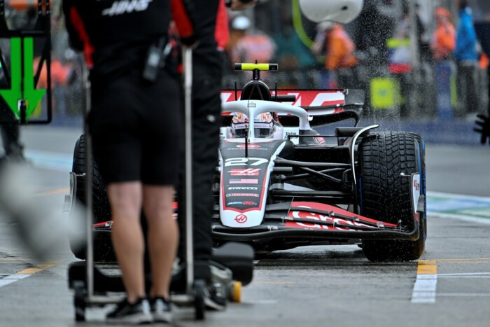 Lefoglalták az F1-es csapat felszerelését