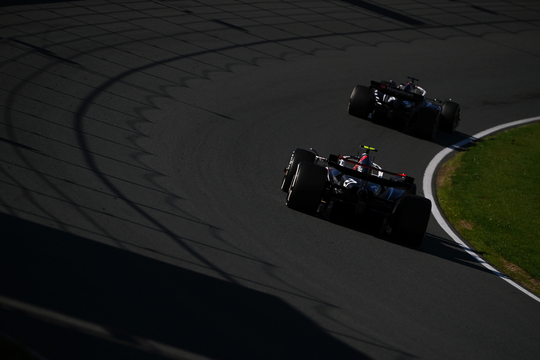 Nincs vége a balhénak, Hollandiában ragadhat az F1-es csapat